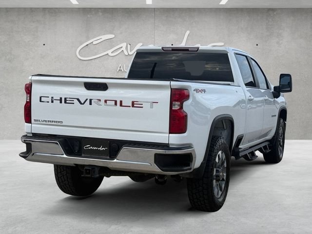 Used 2024 Summit White Chevrolet LT image 17