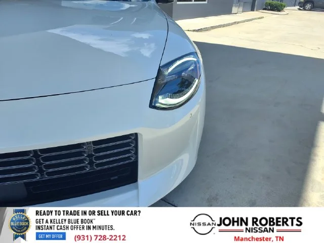 New 2026 Pearl White TriCoat / Super Black Two-tone Nissan Performance image 12