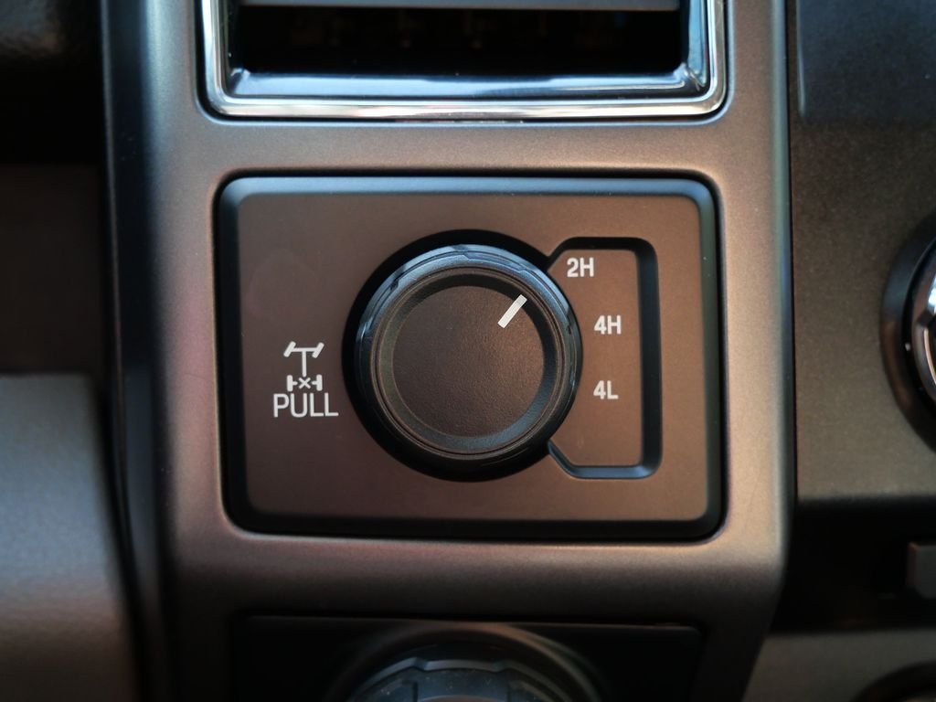 Used 2018 Red Ford Lariat image 25