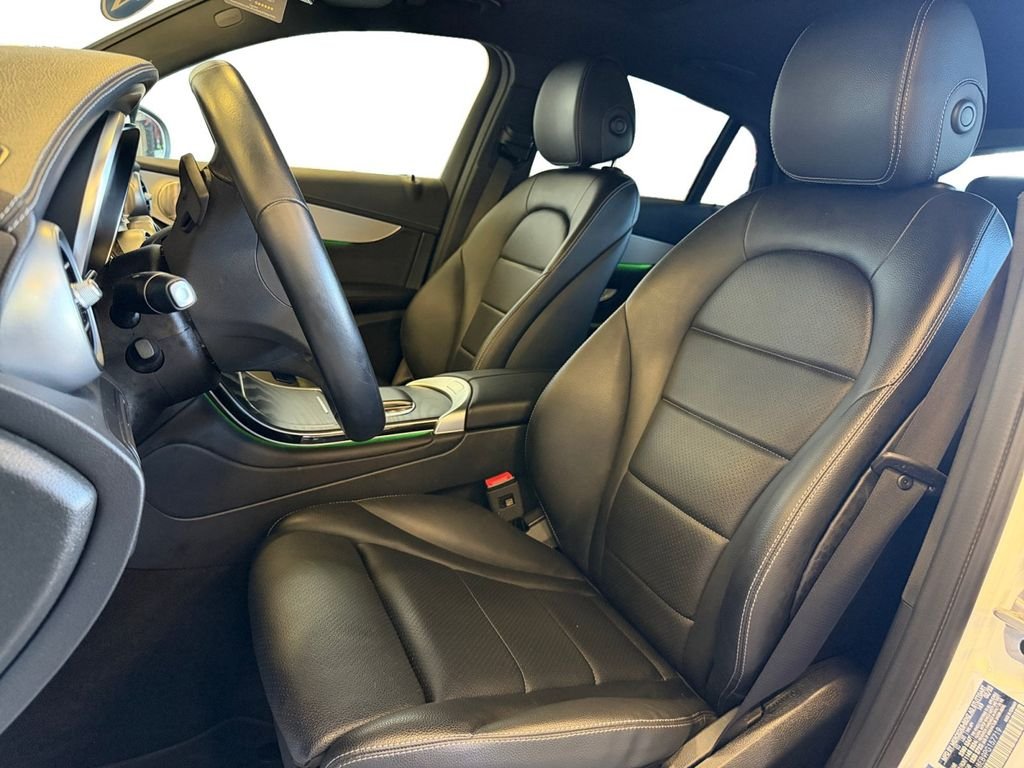 Used 2023 White Mercedes-Benz GLC 300 Coupe image 27