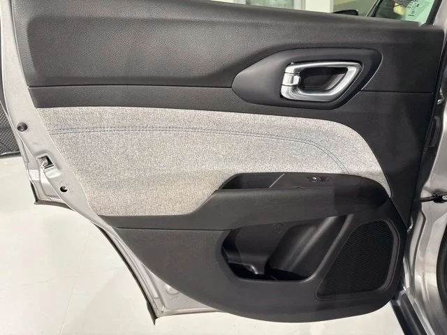 Used 2024 Gray Jeep Latitude image 15