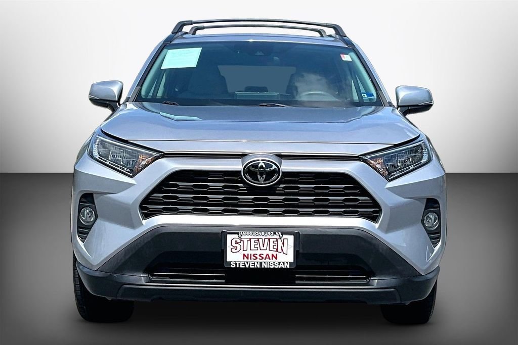 Used 2021 Silver Toyota XLE Premium image 2