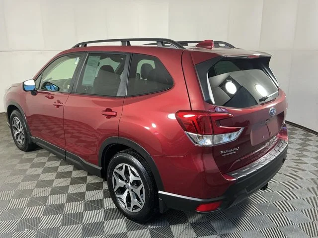 Used 2023 Red Subaru Premium image 9