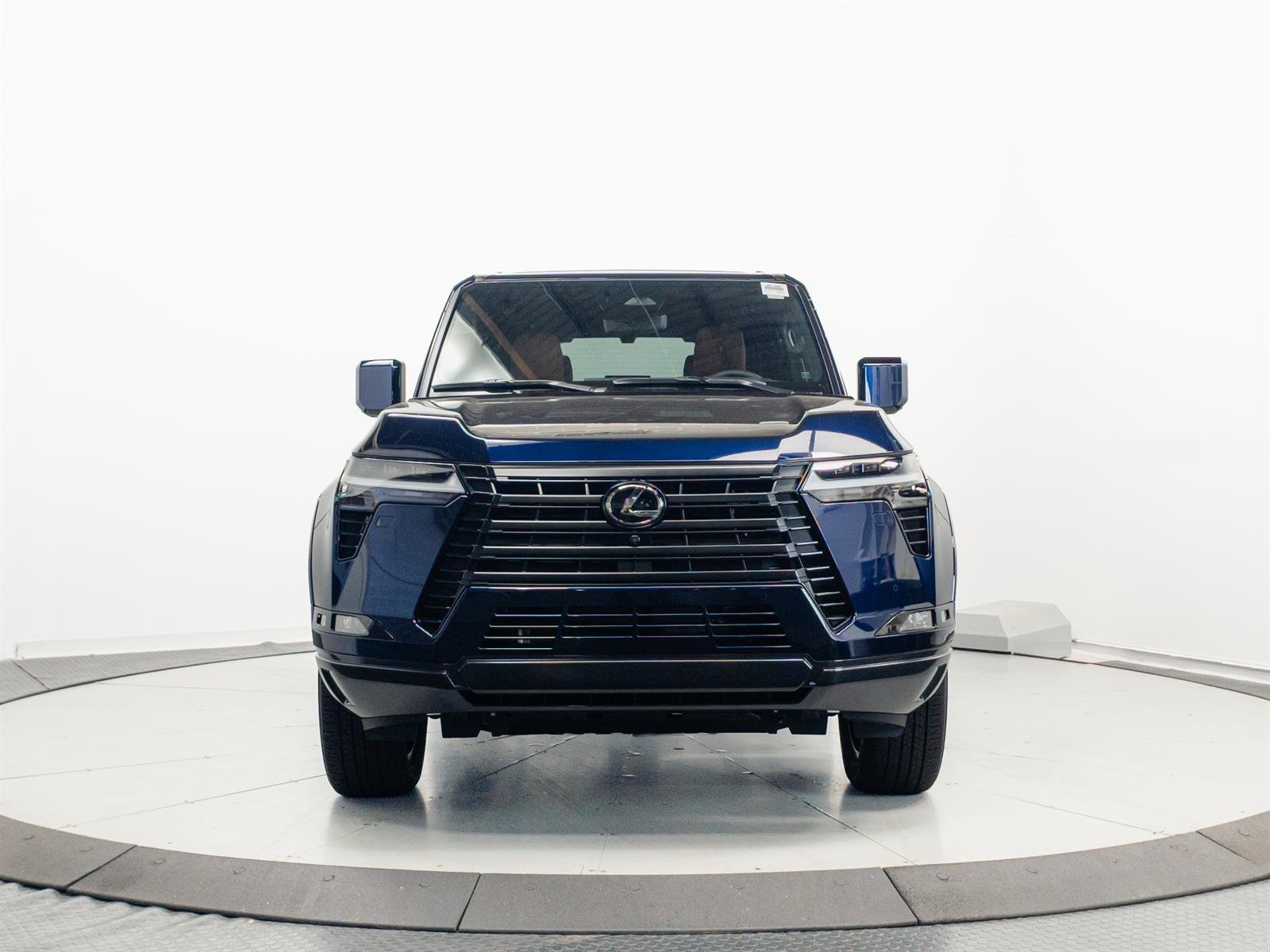 New 2026 Nightfall Mica Lexus  550 LUXURY+ image 2