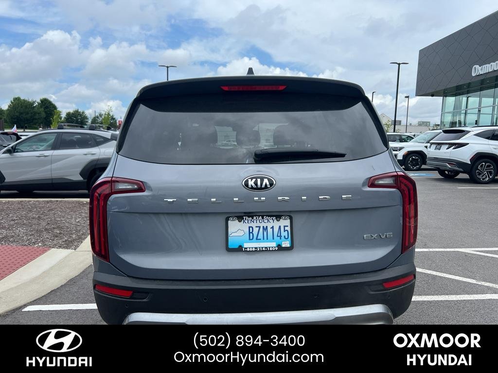 Used 2021 Everlasting Silver Kia EX image 14