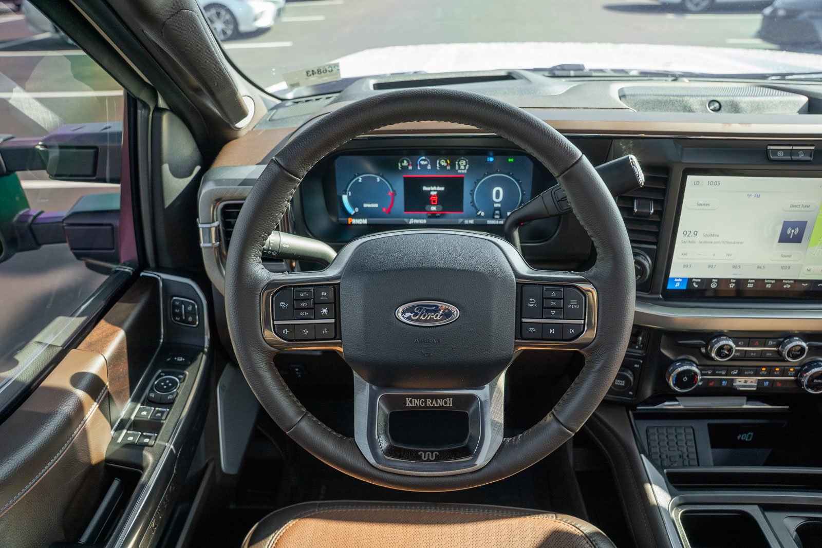 Used 2025 White Ford King Ranch image 34