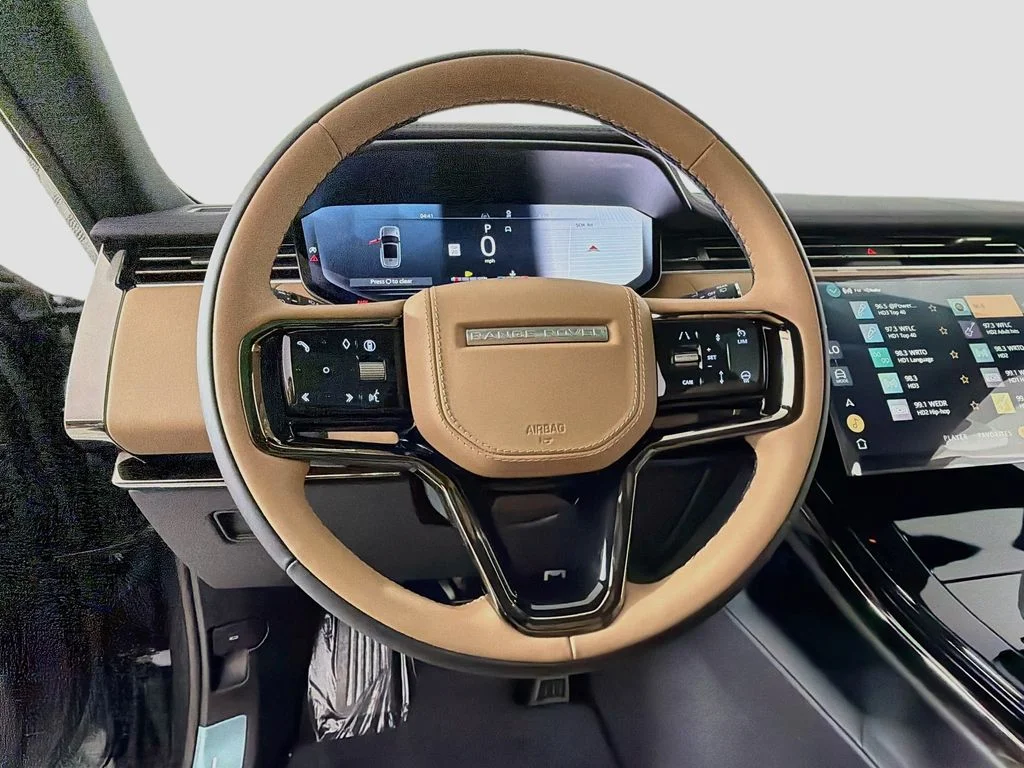 New 2026 Carpathian Grey Land Rover Dynamic SE image 11