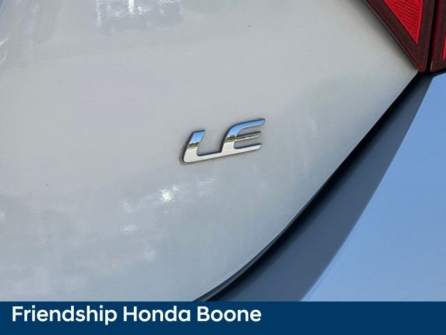 Used 2018 Silver Toyota LE image 13