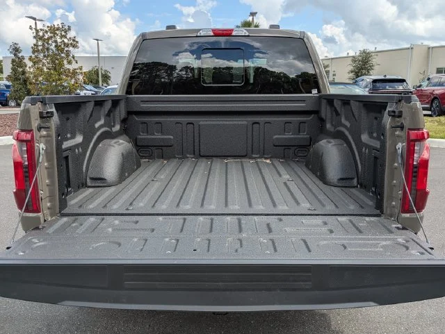 New 2026 Marsh Gray Ford XLT image 13