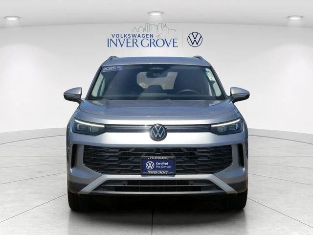 Certified 2025 Volkswagen Tiguan SE with VIN 3VVER7RM3SM013076 for sale in Inver Grove Heights, Minnesota