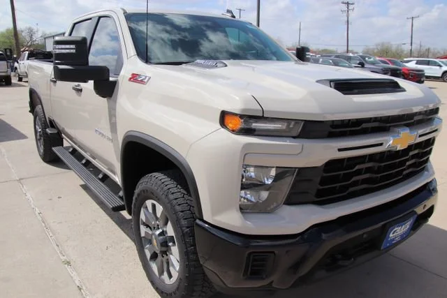 New 2026 White Sands Chevrolet Custom image 3