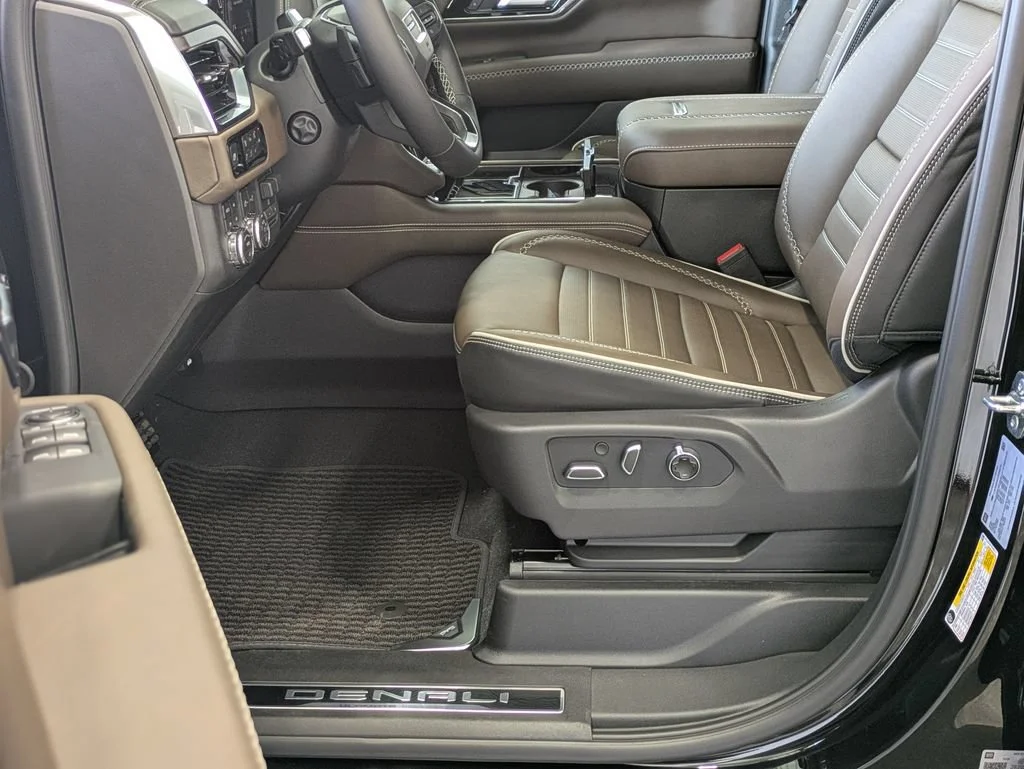 New 2026 Onyx Black GMC Denali Ultimate image 6