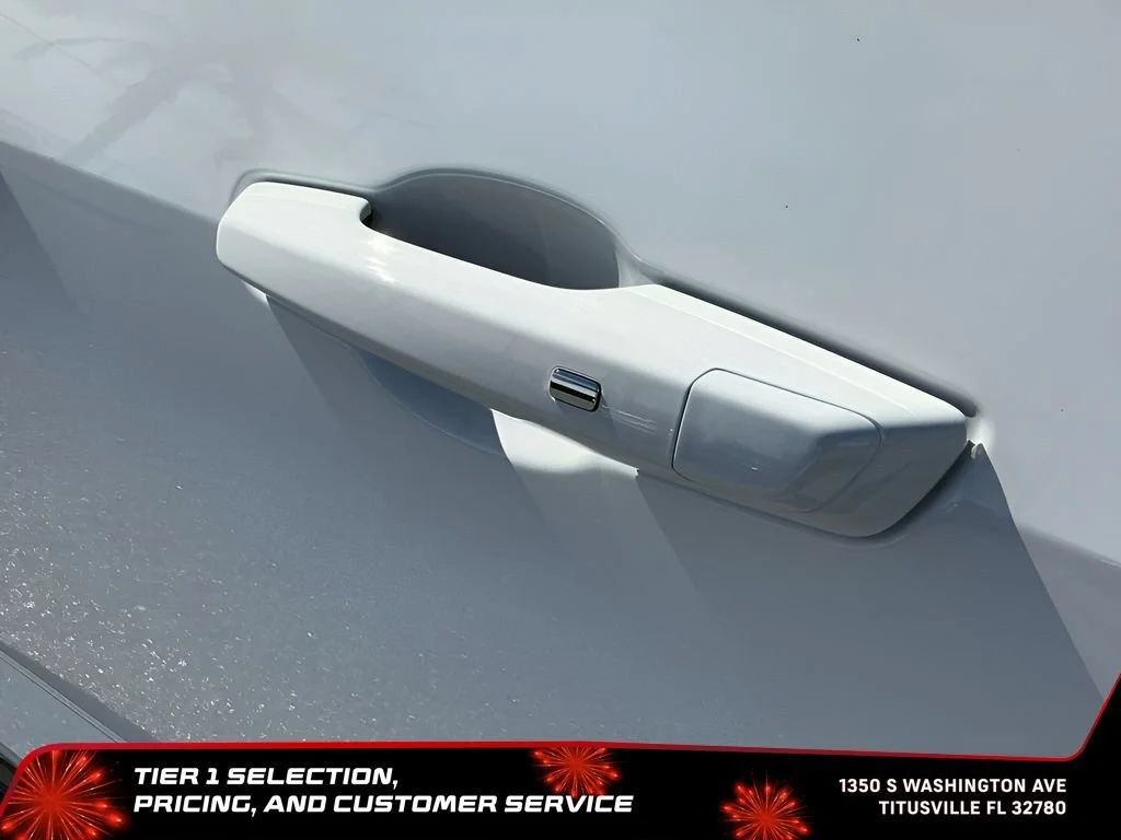 New 2026 Summit White GMC AT4 image 47