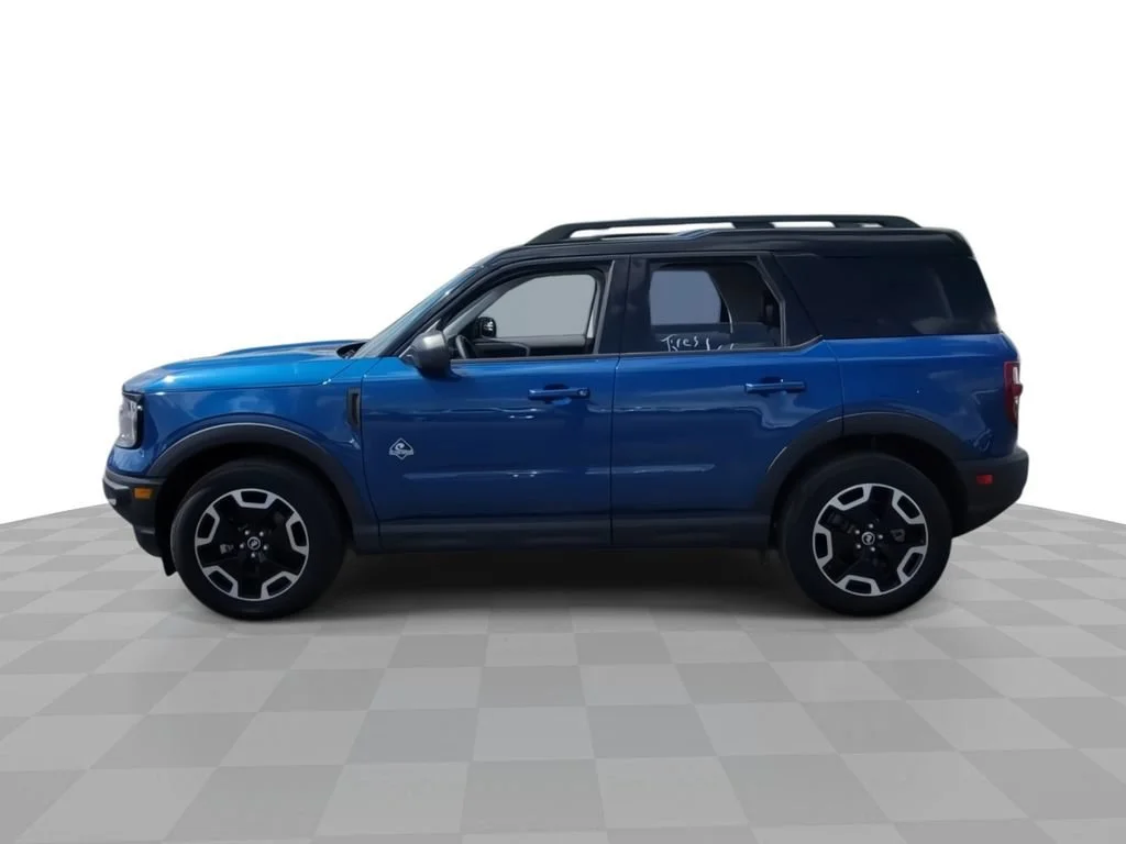 Used 2024 Blue Ford Outer Banks image 5