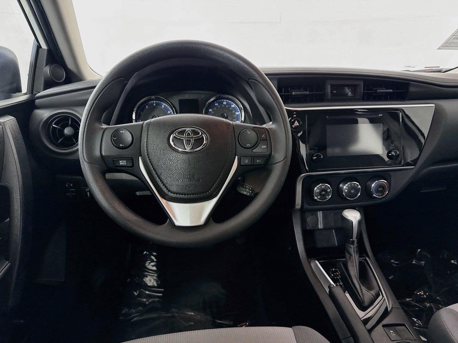 Used 2018 Super White Toyota L image 26