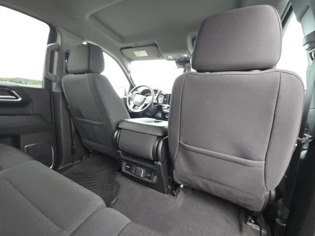 Used 2024 Black GMC Elevation image 17