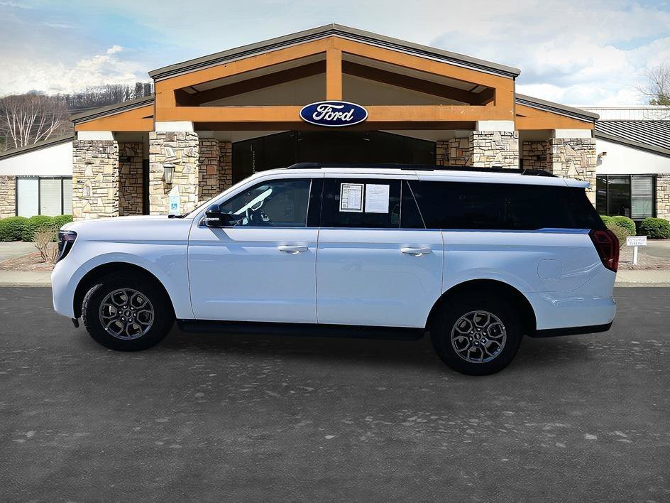 Used 2026 Oxford White Ford Active image 7