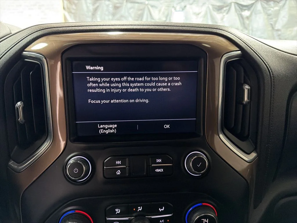 Used 2022 Cherry Red Chevrolet High Country image 19