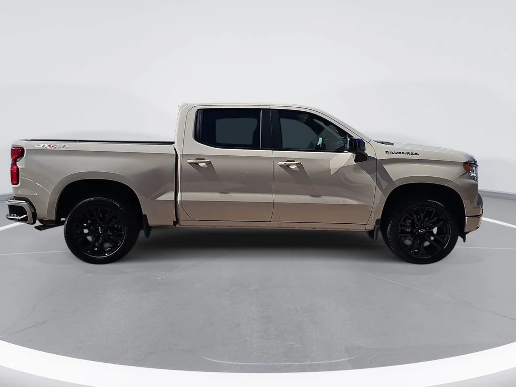2026 Chevrolet Silverado 1500 RST - Photo 2