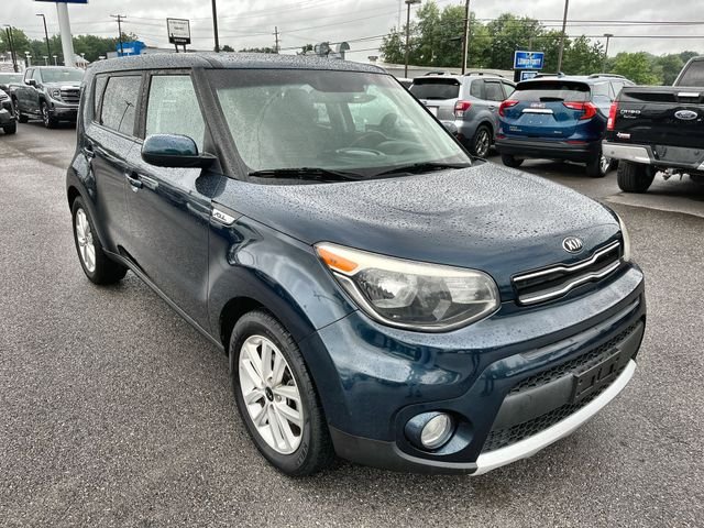 Used 2017 Black Kia Plus image 11