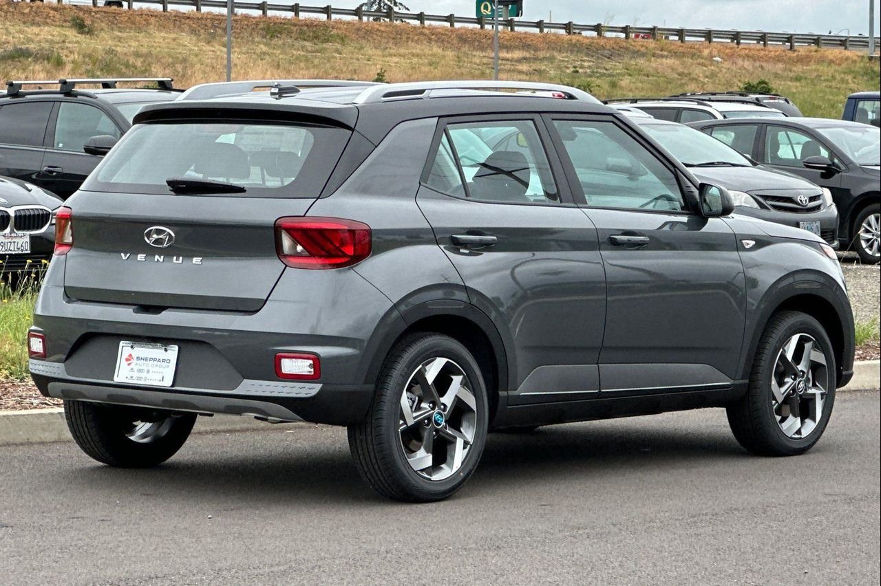 New 2026 Gray Hyundai SEL w/Two-Tone Roof image 3