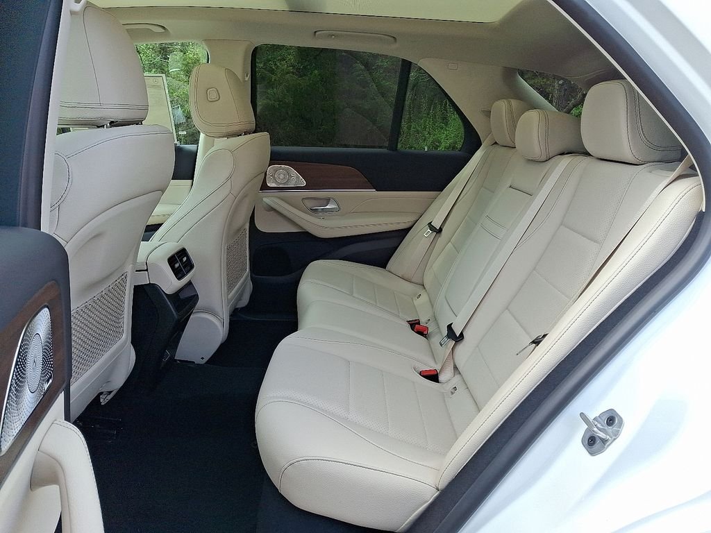 New 2026 Polar White Mercedes-Benz GLE 450 image 7
