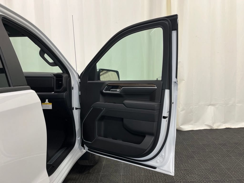2026 Chevrolet Silverado 1500 LT - Photo 18