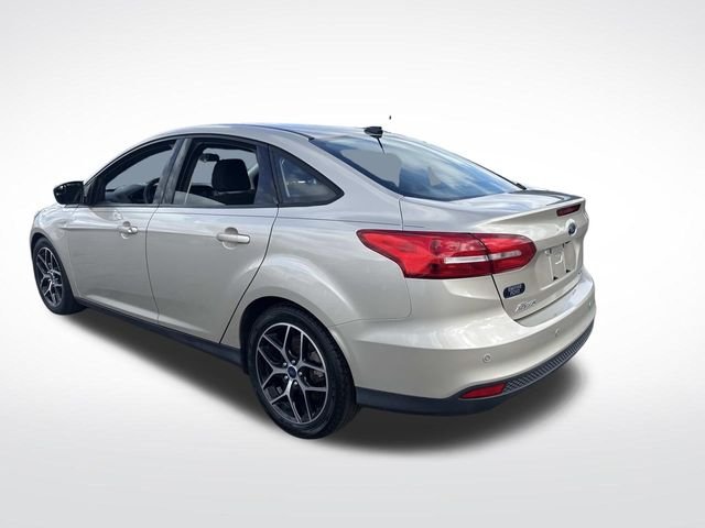 2018 Ford Focus SEL photo 3