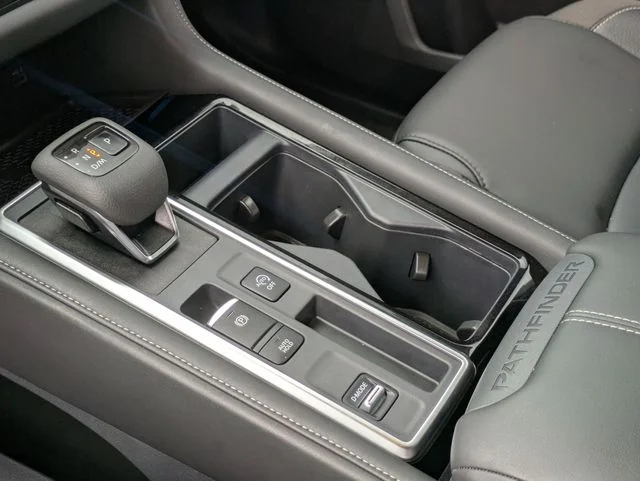 Used 2025 Gray Nissan SL image 16