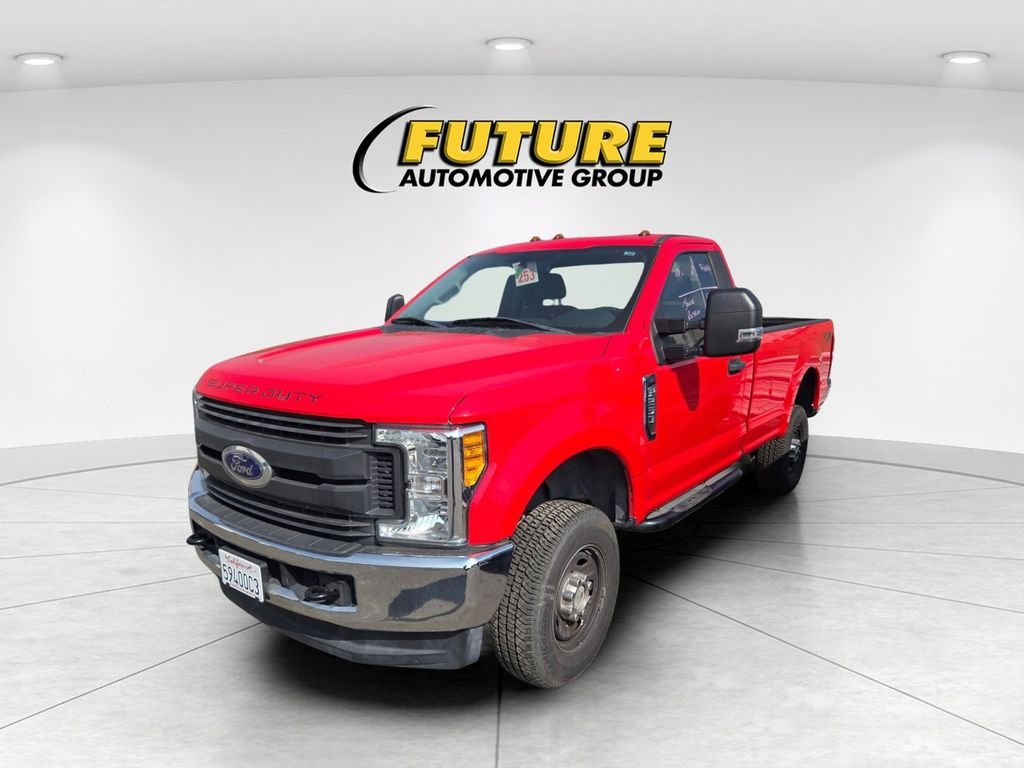 Used 2017 Red Ford XL image 3