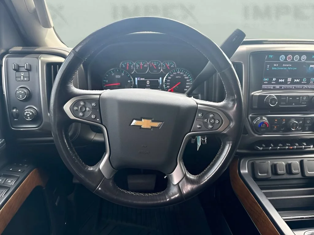 Used 2018 SUMMIT WHITE Chevrolet LTZ image 15