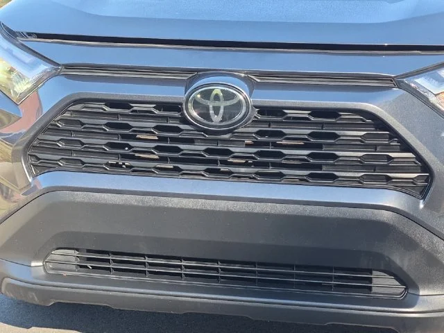Used 2022 Gray Toyota XLE image 24