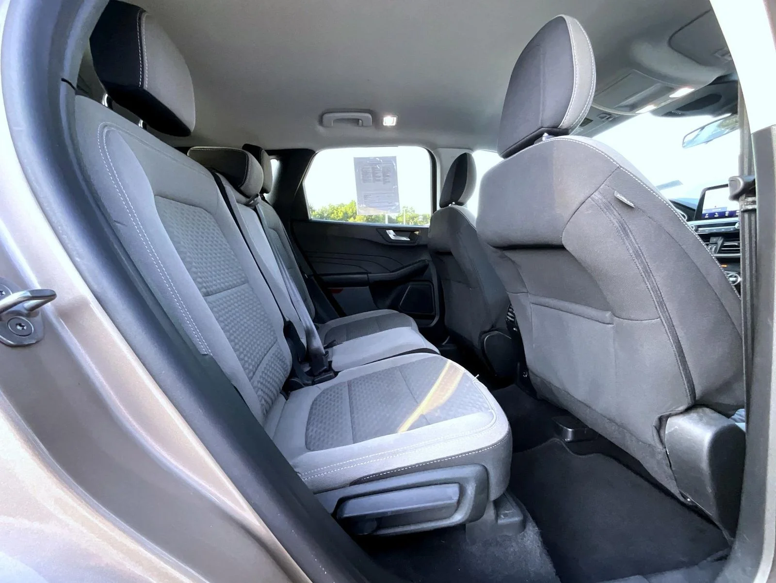 Used 2021 Gold Ford SE image 21