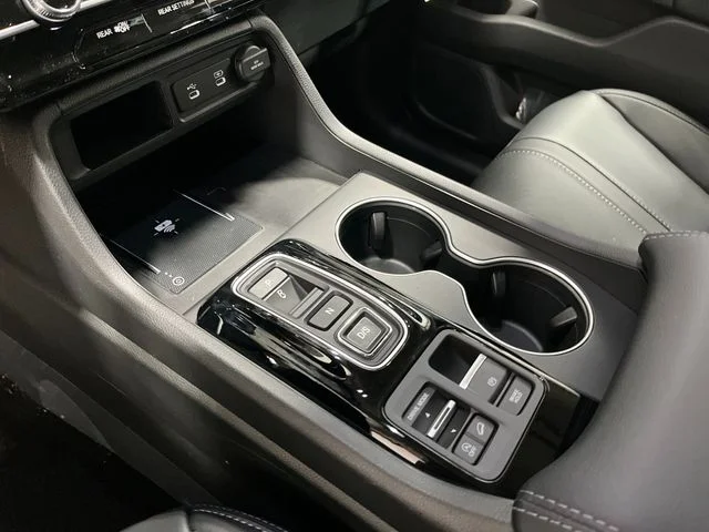 New 2026 Crystal Black Pearl Honda AWD Touring image 18