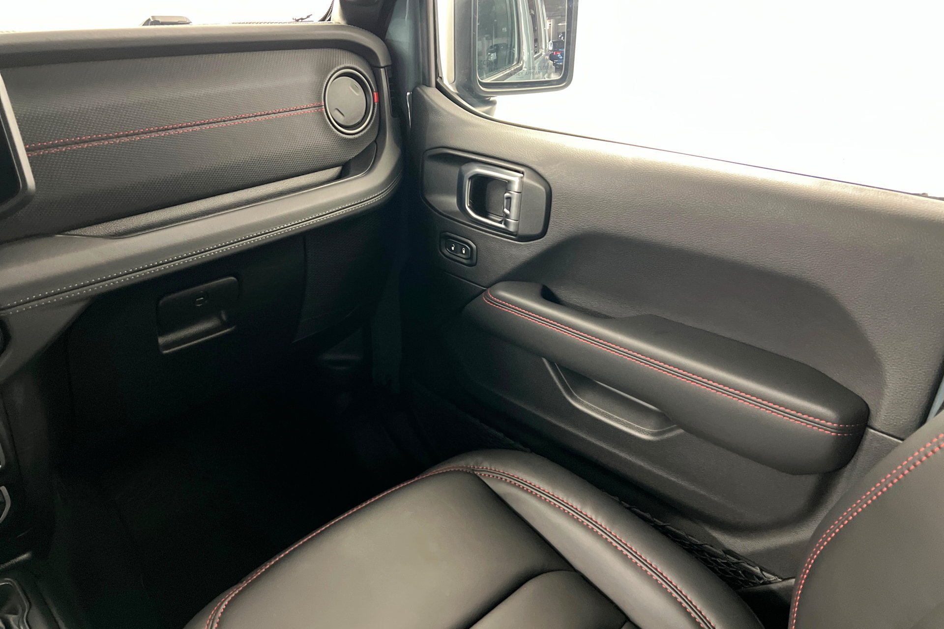 Used 2026 Anvil Clearcoat Jeep Moab 392 image 11