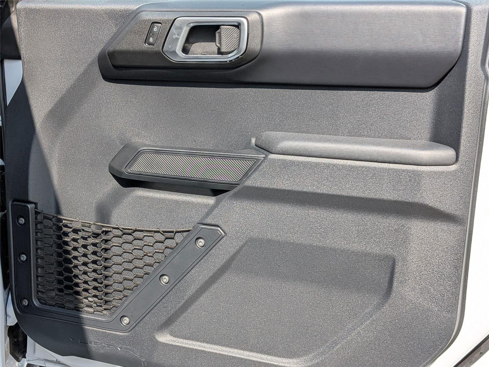 New 2025 Oxford White Ford Badlands® image 31