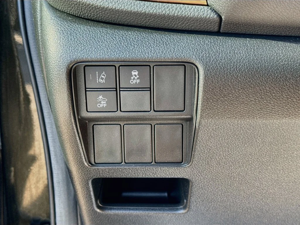 Used 2018 Green Honda EX image 10