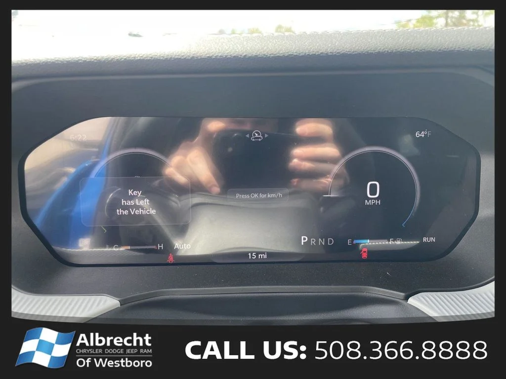 New 2026 Hydro Blue Pearl-Coat Exterior Paint Jeep Laredo image 21