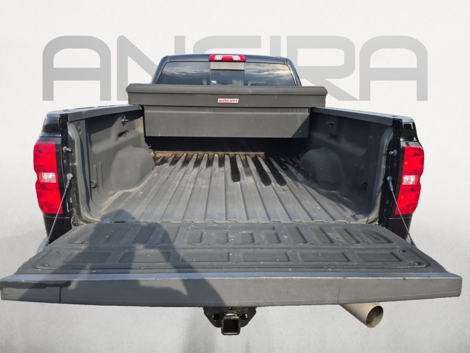 Used 2019 BLACK Chevrolet LTZ image 12