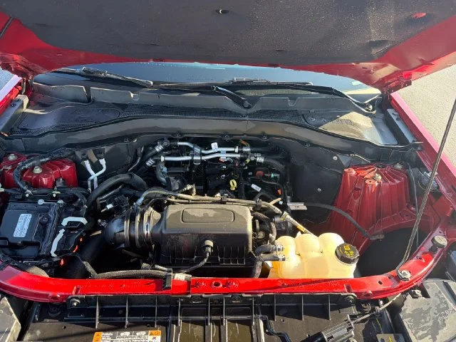 Used 2023 Red Ford XLT image 27
