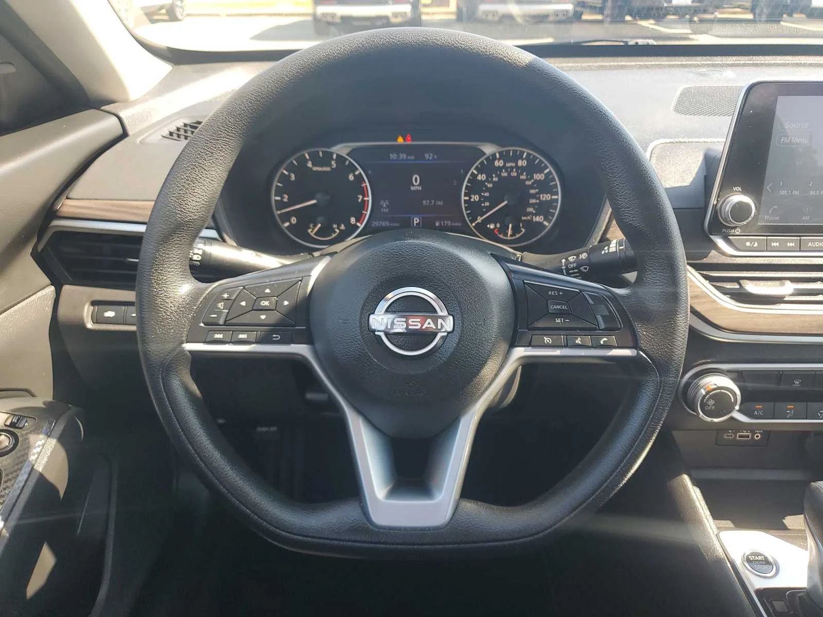 Used 2025 Gray Nissan SV image 11