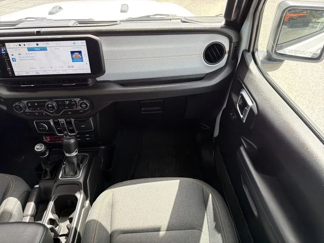 Used 2024 White Jeep Willys image 13