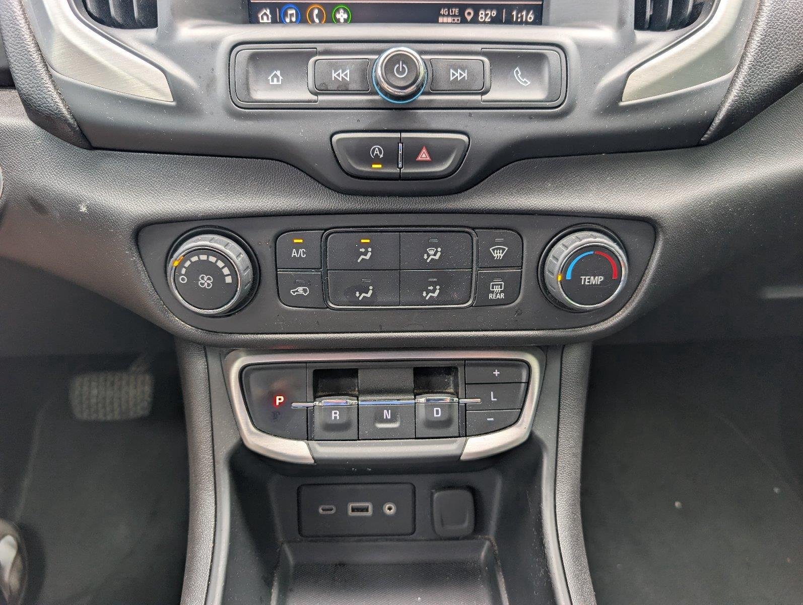 Used 2024 Ebony Twilight Metallic GMC SLE image 17