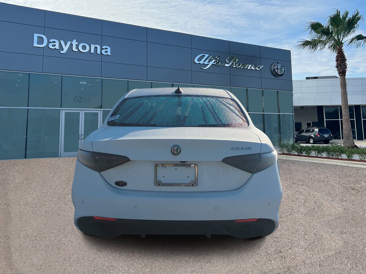 New 2025 Milano White Alfa Romeo  image 4