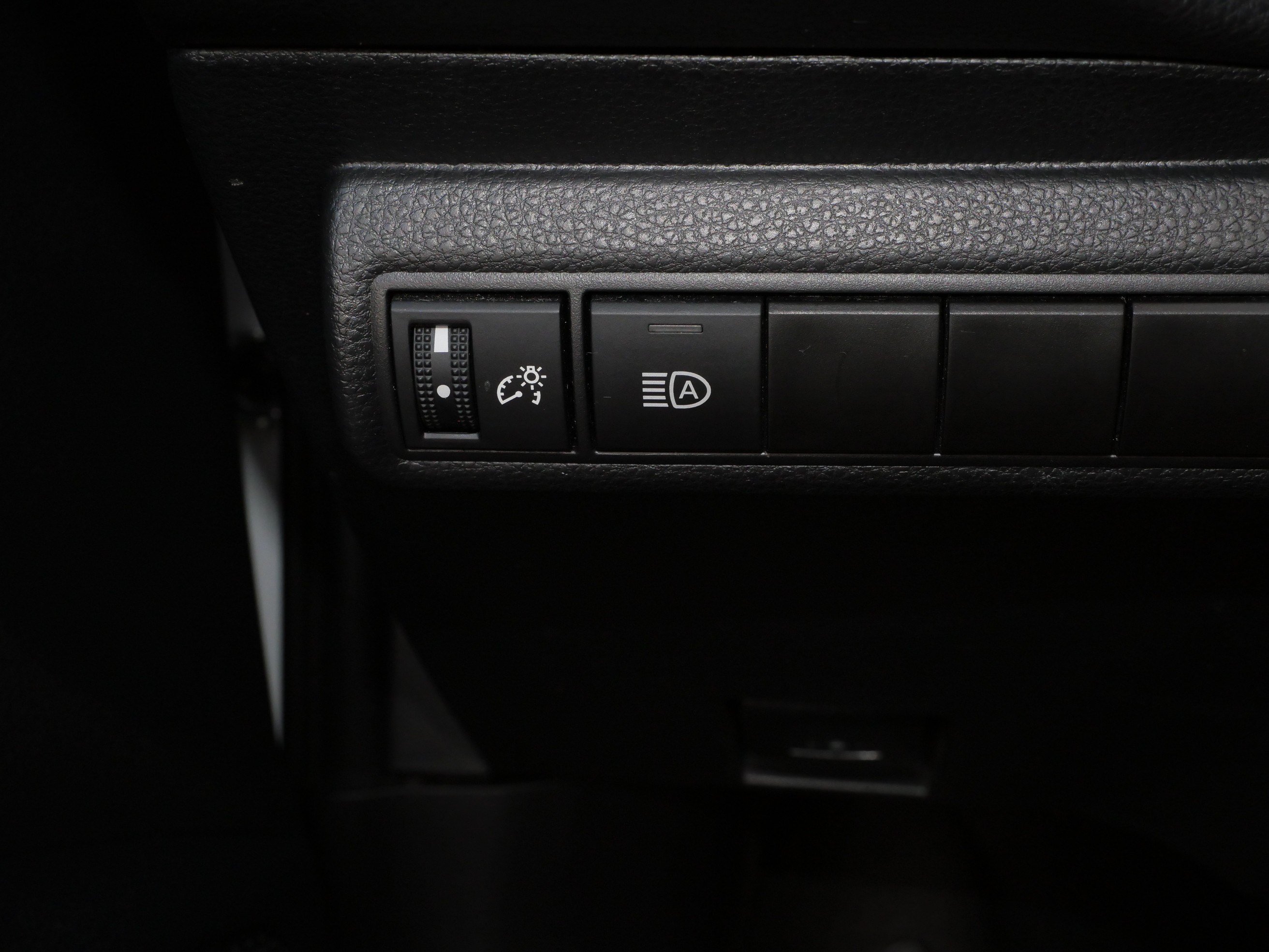 Certified Used 2024 Ice Cap Toyota LE image 29