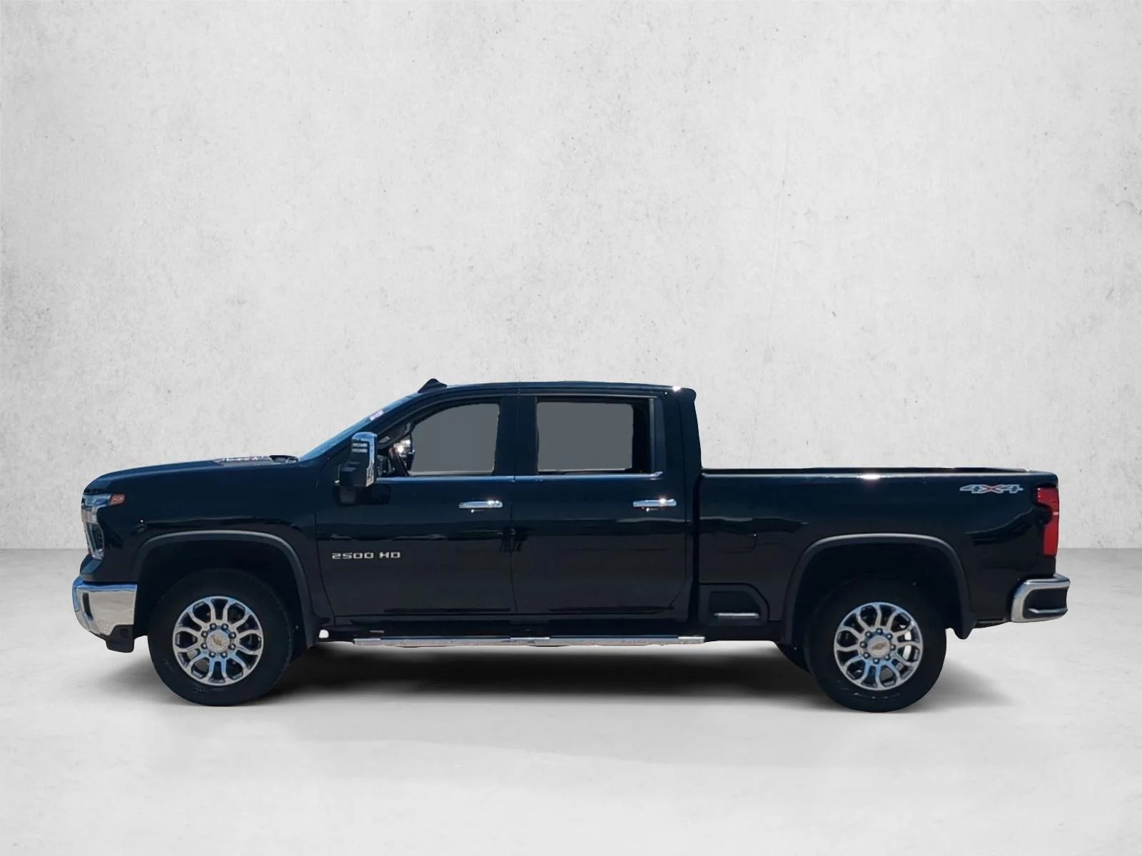 Used 2025 Black Chevrolet LTZ image 17