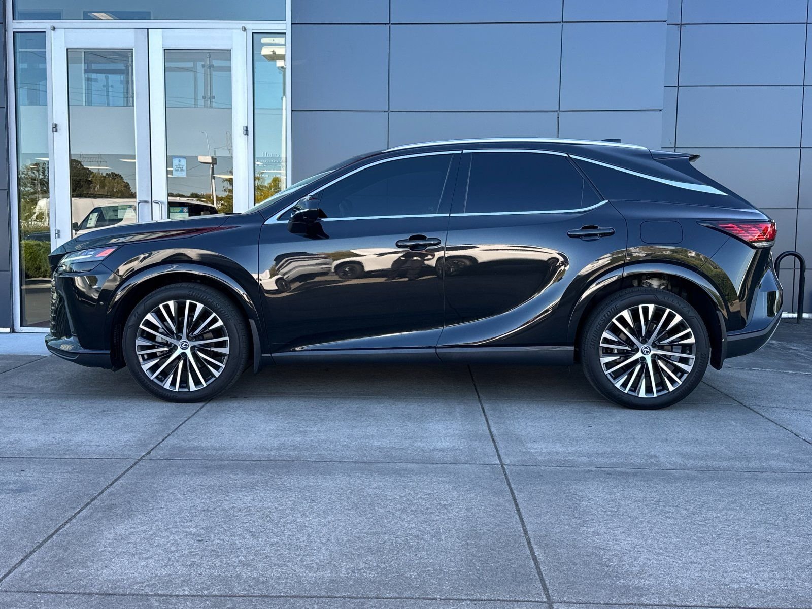 Used 2024 Caviar Lexus 350h Premium Plus image 6