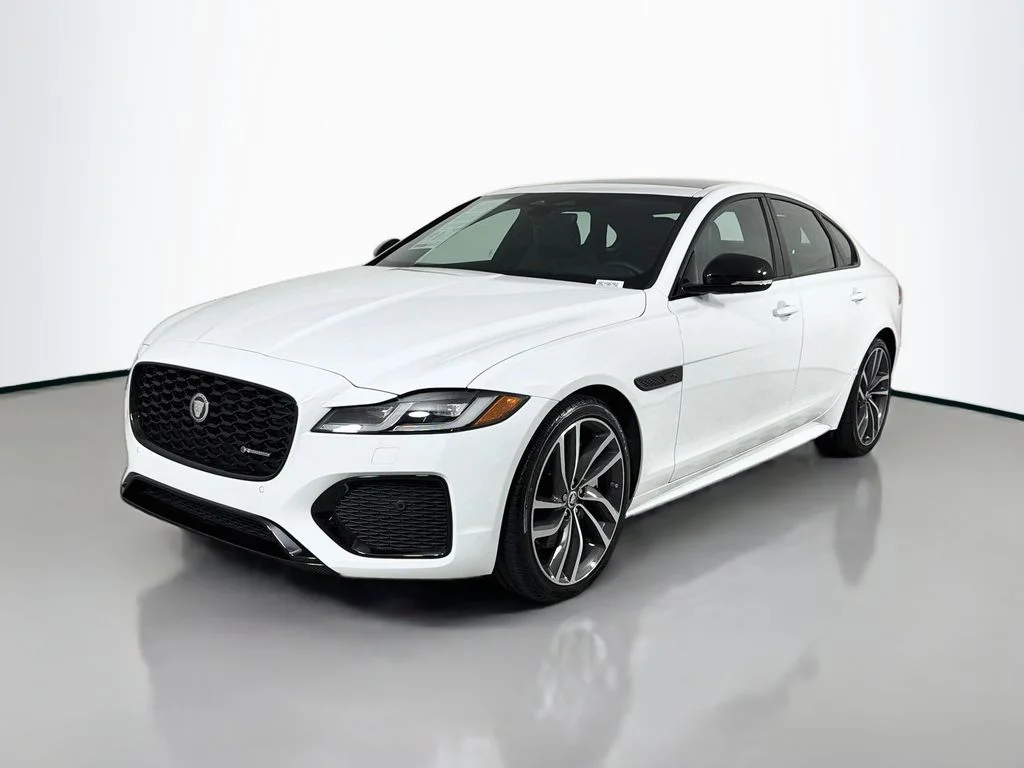 Certified Used 2024 Fuji White Jaguar R-Dynamic SE image 1