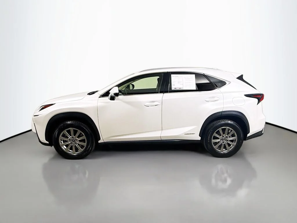 Used 2021 Eminent White Pearl Lexus Base image 4