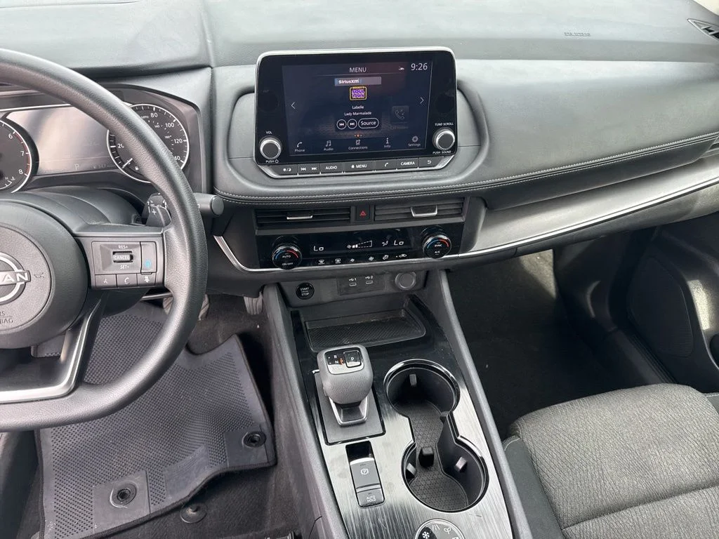 Used 2024 Pearl Nissan SV image 8